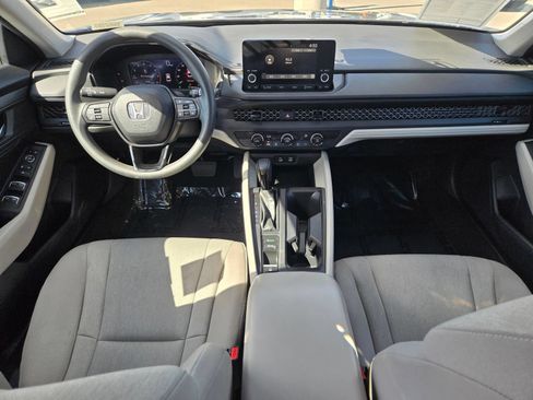 Used 2023 Honda Accord LX image 17
