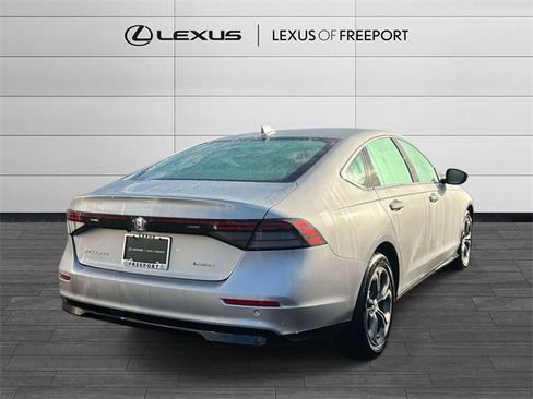 Used 2025 Honda Accord EX-L image 4