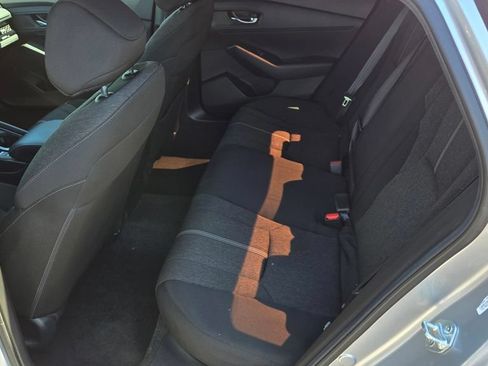 Used 2024 Honda Accord Sport image 11