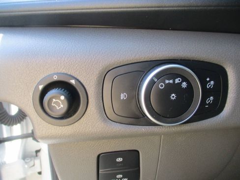 Used 2025 Ford Transit 250 Low Roof w/ Exterior Upgrade Package RWD image 19