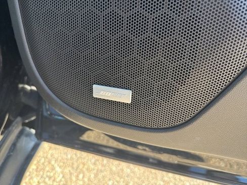 Certified 2023 GMC Acadia Denali w/ Black Diamond Edition image 17