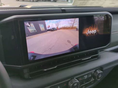 New 2026 Jeep Gladiator Mojave image 29