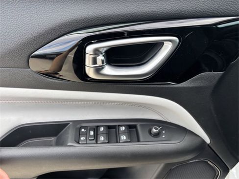 New 2026 Jeep Compass Limited image 17