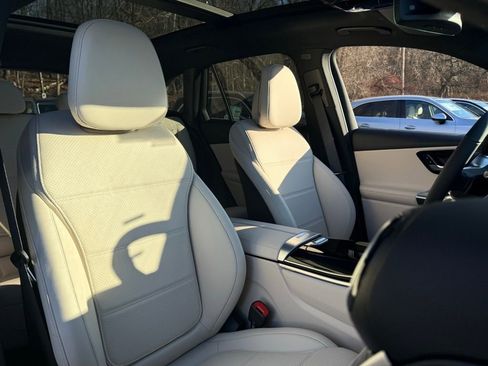 New 2026 Mercedes-Benz GLC 300 4MATIC image 21
