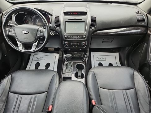Used 2014 Kia Sorento SX w/ 3rd Row Package FWD image 26