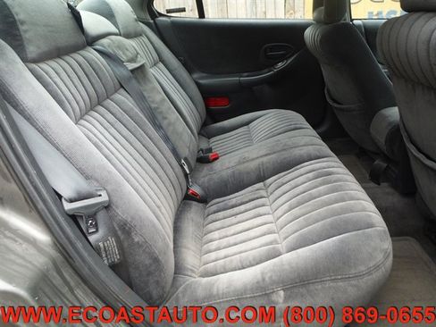 Used 1998 Pontiac Grand Prix SE w/ Opt Pkg image 13