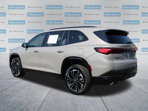 Used 2026 Buick Enclave Sport Touring AWD/4WD image 8