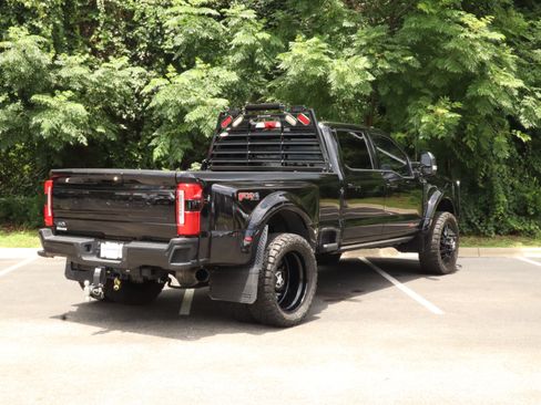 Used 2025 Ford F450 Platinum w/ FX4 Off-Road Package AWD/4WD image 9