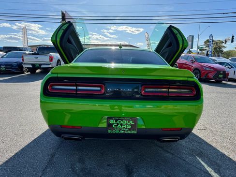 Used 2017 Dodge Challenger GT w/ Driver Convenience Group AWD/4WD image 11