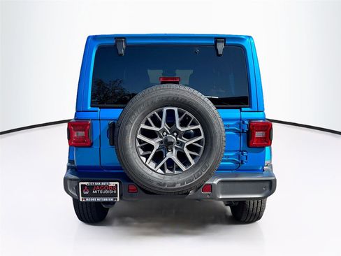 Used 2024 Jeep Wrangler Sahara w/ Technology Group image 6