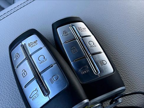 Used 2023 Genesis G70 2.0T w/ Sport Prestige Package image 14