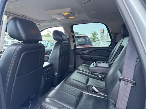 Used 2013 Chevrolet Tahoe LT w/ Luxury Package RWD image 8
