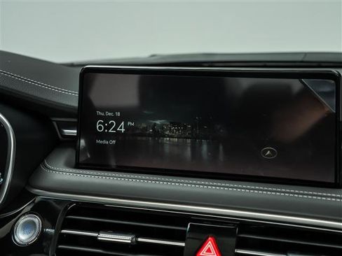 New 2026 Genesis G70 2.5T image 21