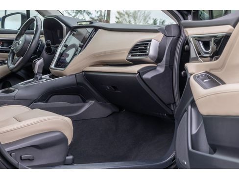 Certified 2022 Subaru Legacy Limited image 10