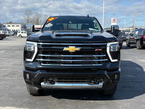 Used 2025 Chevrolet Silverado 2500 LTZ w/ Z71 Chrome Sport Edition image 25