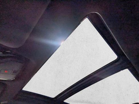 New 2026 BMW X5 xDrive50e w/ Executive Package image 15