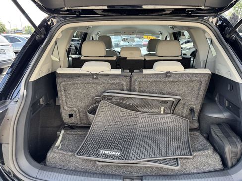 Used 2021 Volkswagen Tiguan S FWD image 38