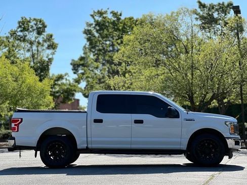 Used 2018 Ford F150 XLT w/ Trailer Tow Package AWD/4WD image 4