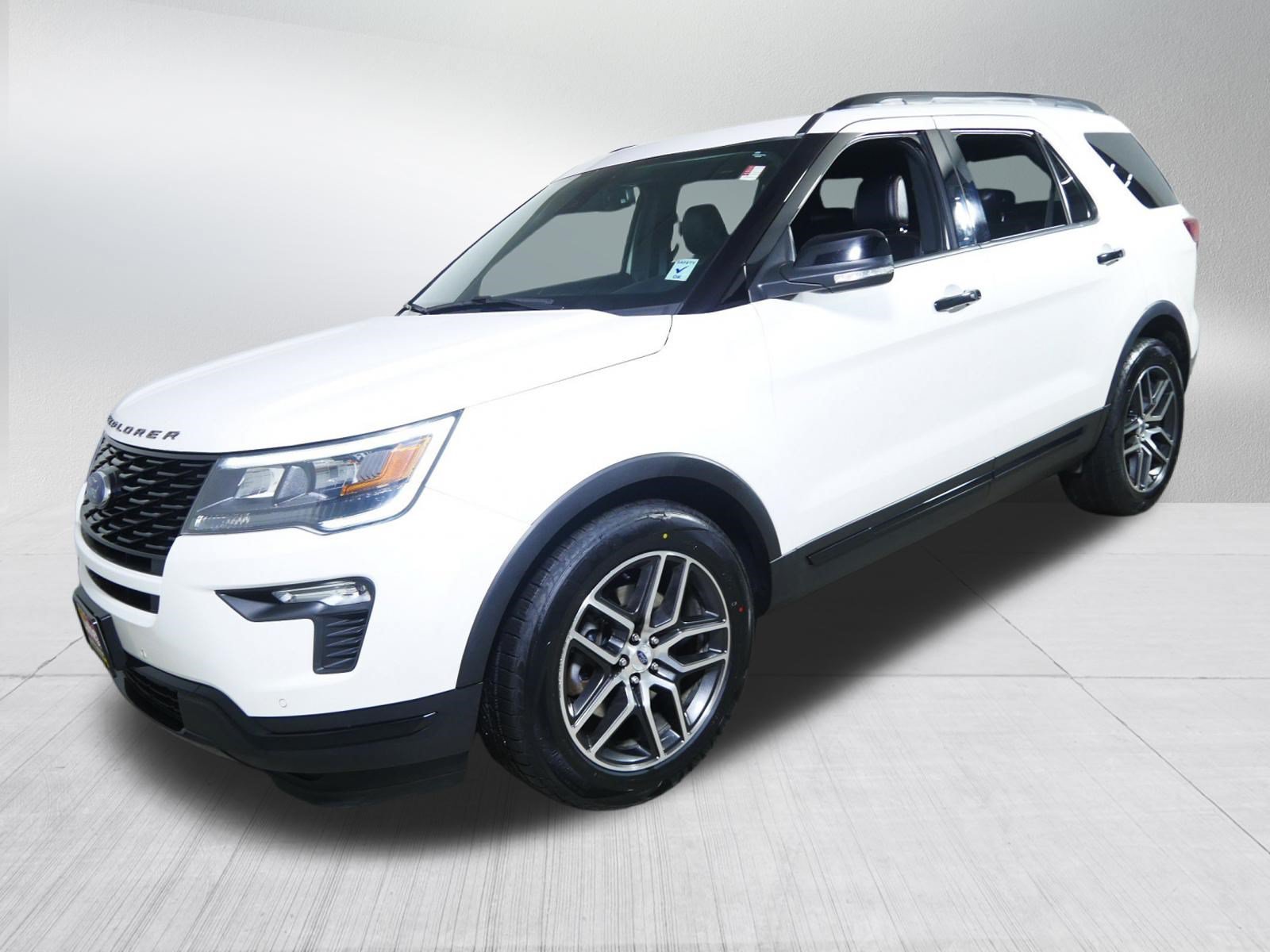 Used 2019 Ford Explorer Sport w/ Equipment Group 401A AWD/4WD image 3