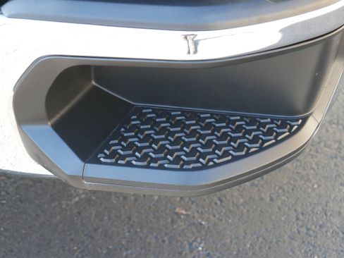 Certified 2022 Chevrolet Silverado 2500 LT w/ Convenience Package image 14