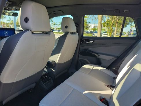 Used 2022 Volkswagen ID.4 Pro S image 7
