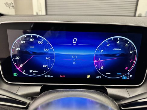 Certified 2025 Mercedes-Benz GLC 300 image 14