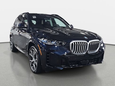 New 2026 BMW X5 xDrive40i w/ M Sport Package image 3