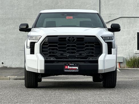 New 2026 Toyota Tundra Limited image 9