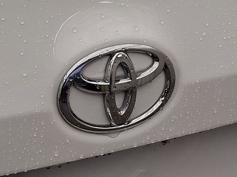 Certified 2016 Toyota Corolla L image 24