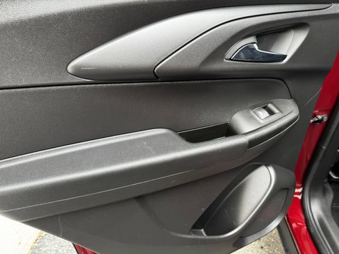 Used 2023 Chevrolet TrailBlazer LT image 16