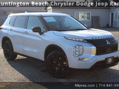 Used 2023 Mitsubishi Outlander SE Black Edition