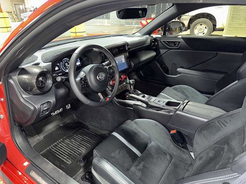 Certified 2023 Toyota GR86 Premium image 25