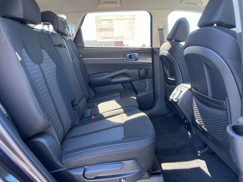 New 2026 Kia Sorento LX image 13