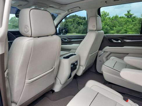 Certified 2023 GMC Yukon Denali AWD/4WD image 13
