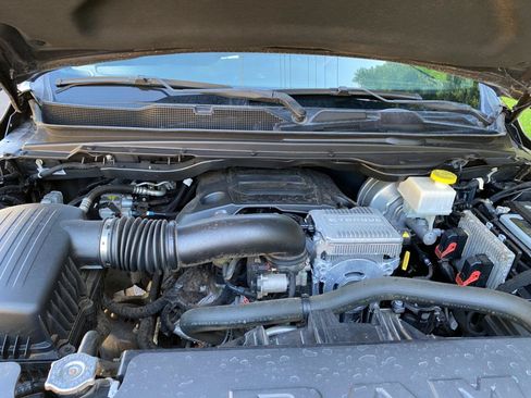 Used 2021 RAM 1500 Big Horn AWD/4WD image 9