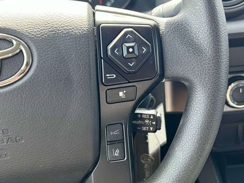 Used 2022 Toyota Tacoma SR image 27