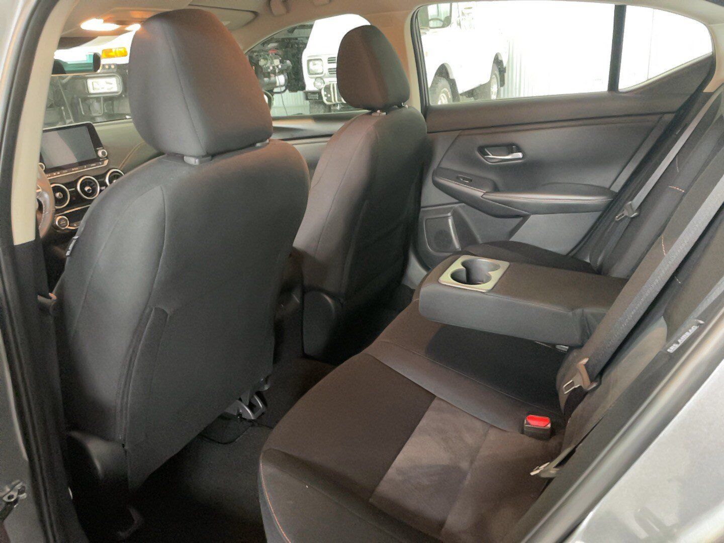 Used 2023 Nissan Sentra SR w/ Electronics Package FWD image 17