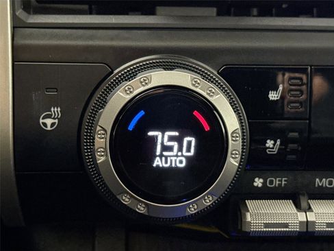 Used 2024 Toyota Tacoma TRD Off-Road w/ TRD Off Road Premium Package AWD/4WD image 8