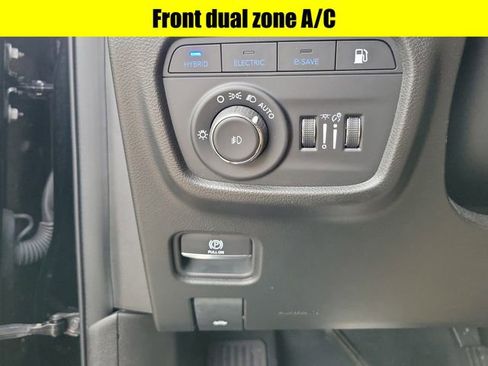 Used 2022 Jeep Grand Cherokee Summit w/ Luxury Tech Group V AWD/4WD image 19