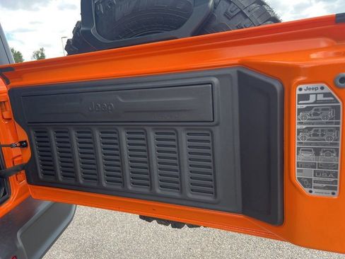 New 2025 Jeep Wrangler Unlimited Sport AWD/4WD image 36