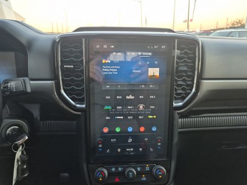 New 2025 Ford Ranger XLT w/ Equipment Group 301A High image 32