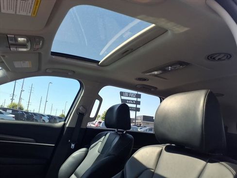 Used 2025 Kia Telluride S AWD/4WD image 26