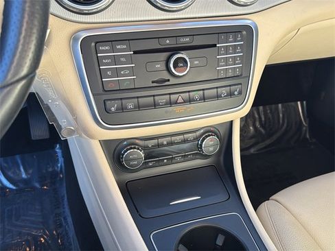 Used 2017 Mercedes-Benz GLA 250 GLA 250 image 20