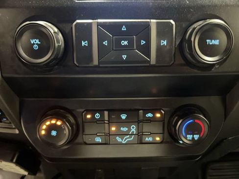 Used 2022 Ford F550 4x4 Crew Cab Super Duty w/ Power Equipment Group image 14