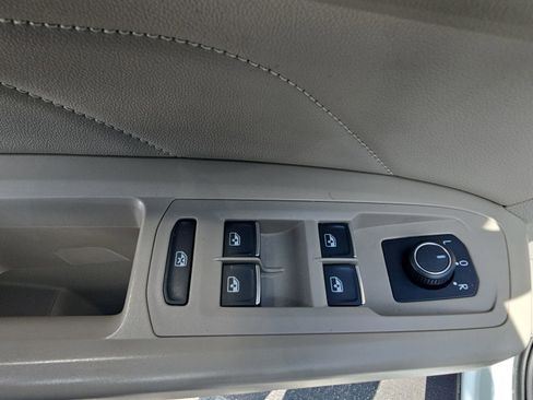 Used 2021 Volkswagen Atlas SE w/ Panoramic Sunroof Package image 29