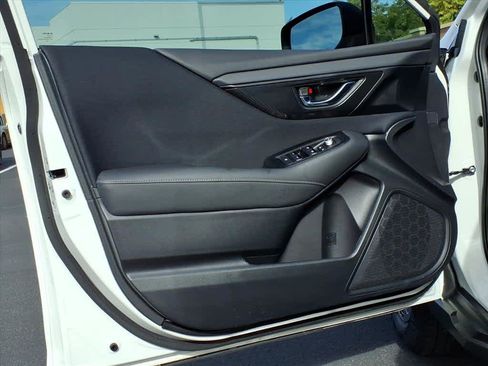 Certified 2025 Subaru Outback Premium w/ Popular Package #1A image 23