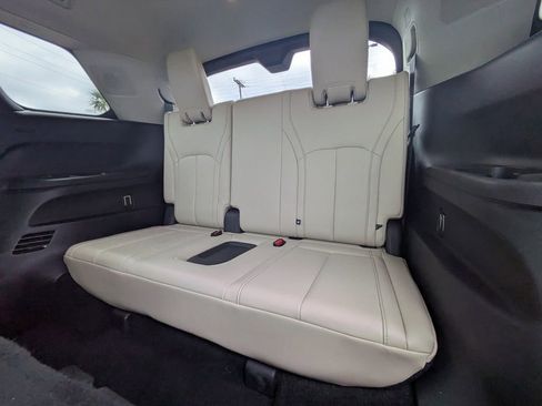 Used 2022 INFINITI QX60 Sensory w/ Vision Package image 15