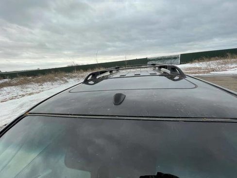 Used 2008 Nissan Pathfinder SE w/ Premium Pkg image 10