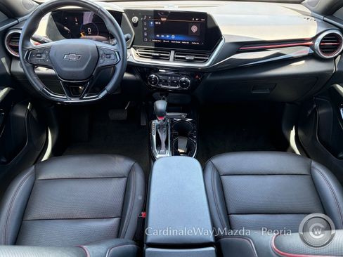 Used 2025 Chevrolet Trax RS w/ Driver Confidence Package FWD image 25