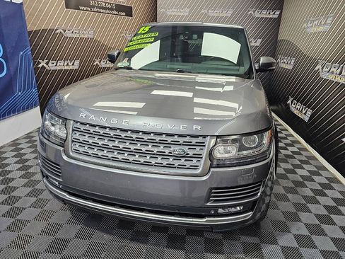 Used 2015 Land Rover Range Rover Supercharged AWD/4WD image 4